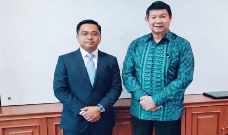 Tokoh Pemuda Sumenep Raih Gelar Kehormatan dari Karaton Surakarta